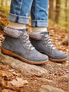 Chaco Women’s Barbary Grey Leather Boot Size US 8 EC